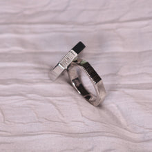 Load image into Gallery viewer, Wide Octo Ring