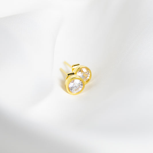 Clear Gem Circle Studs, Gold