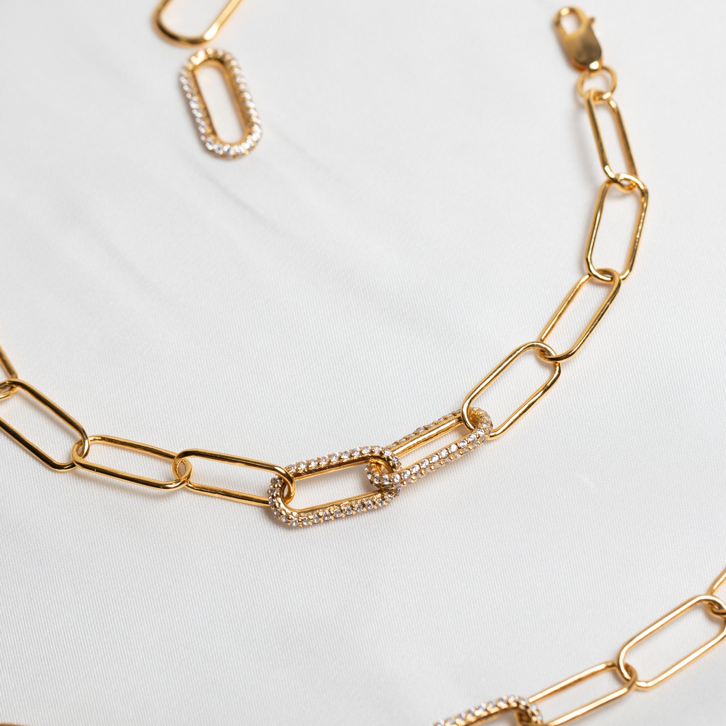 Link Me Bracelet, Gold